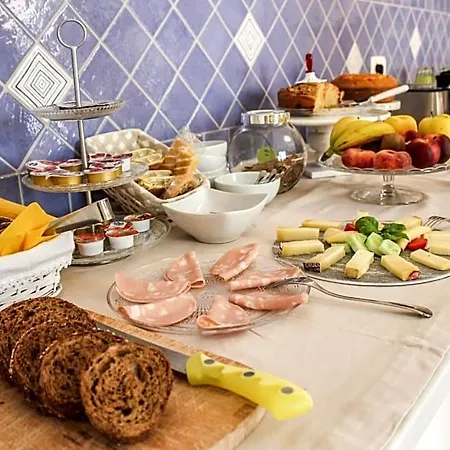 Al Doremi Bed & Breakfast 4*